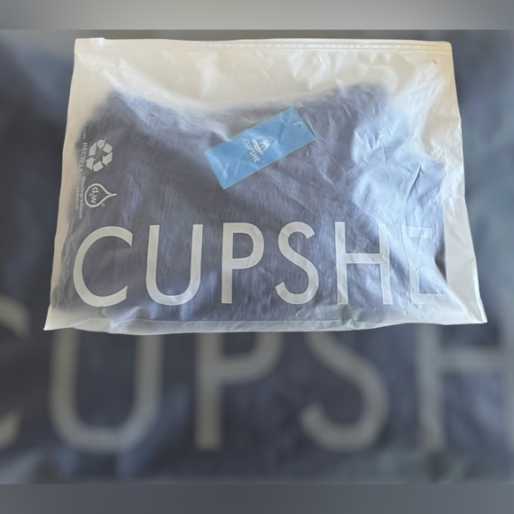 CUPSHE Blue Smocked Bodice Tube Top & Tapered Leg Jumpsuit - Picture 2 of 11